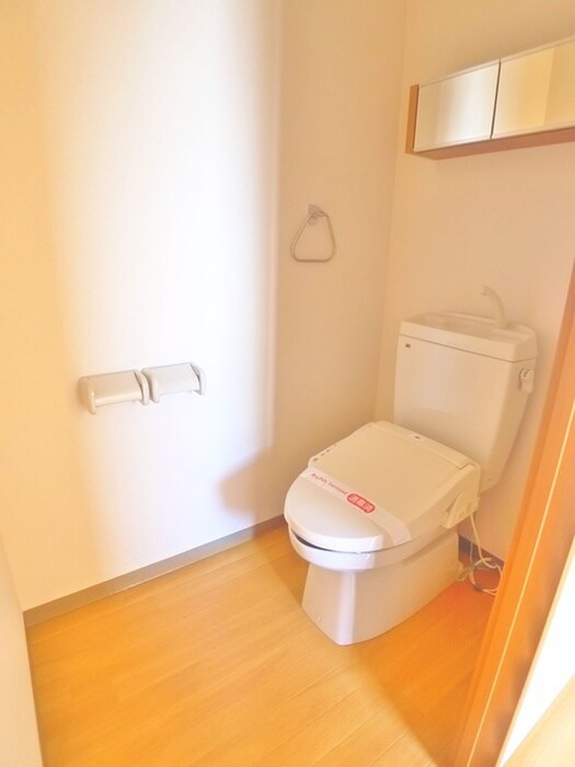 物件内観写真12　(トイレ)