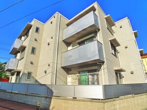 ベルナハイム2外観写真
