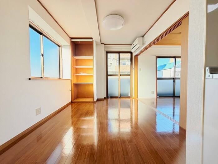 物件内観写真5　(居室)