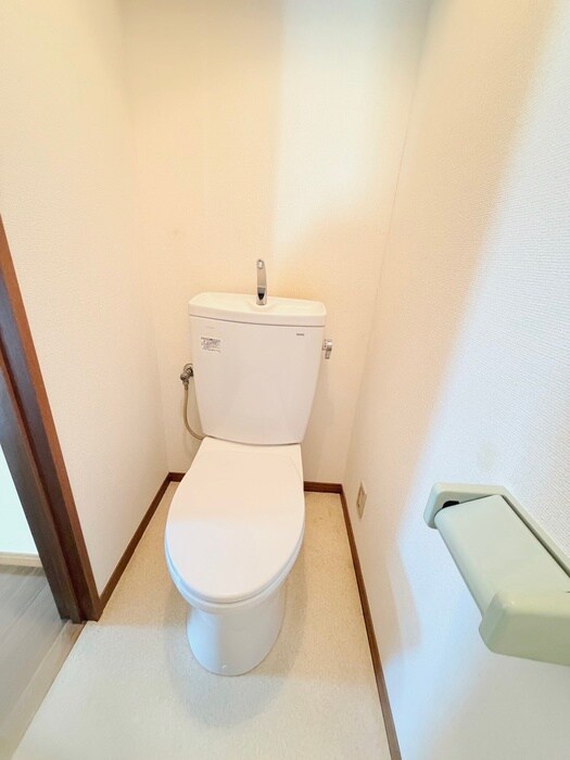 物件内観写真9　(トイレ)