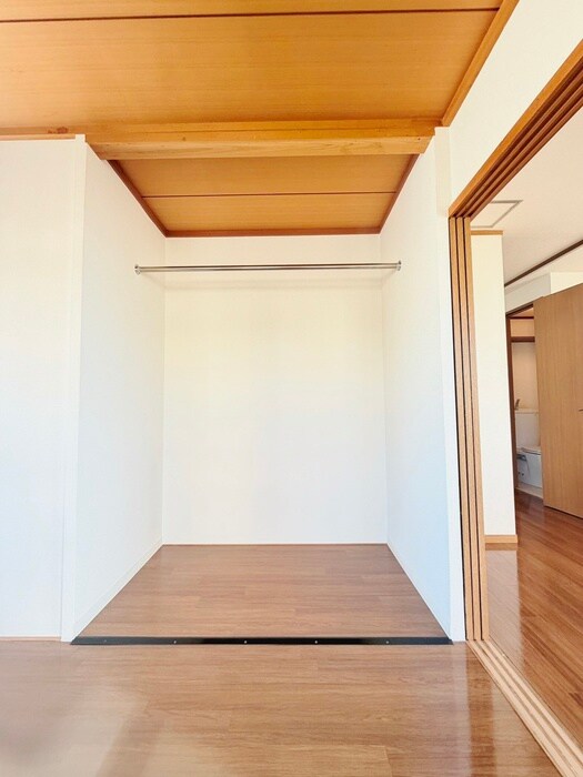 物件内観写真10　(収納)