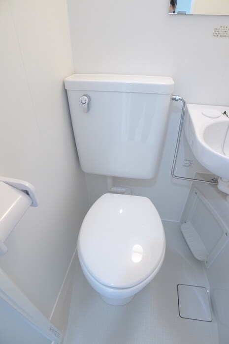 物件内観写真14　(トイレ)