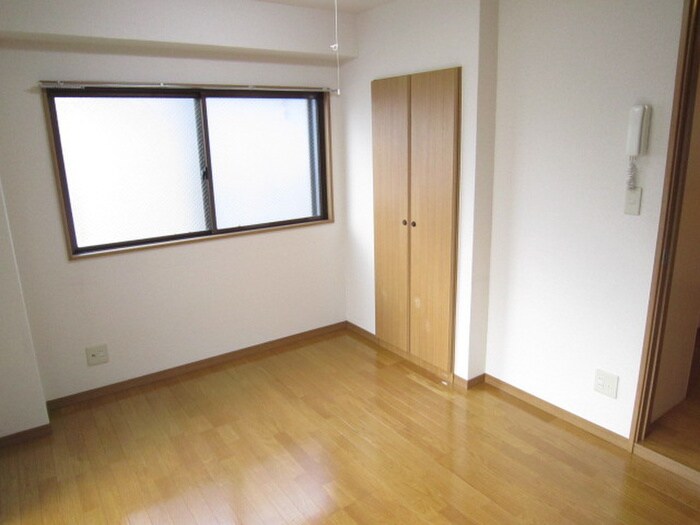 物件内観写真9　(収納)