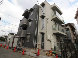 ロワイヤルM外観写真