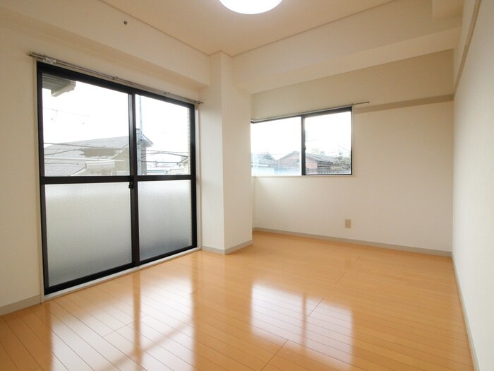 物件内観写真9　(居室)