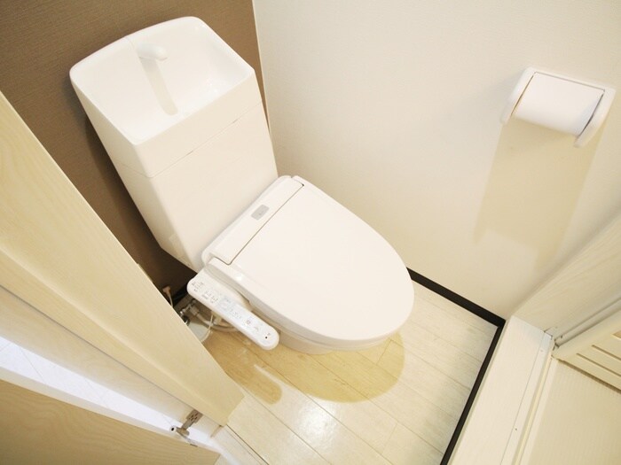 物件内観写真14　(トイレ)