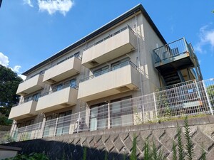 アシュレ横須賀・武Ｂ棟外観写真