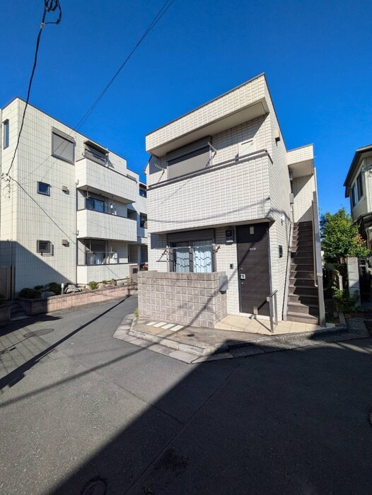 物件外観写真3　(周辺環境)