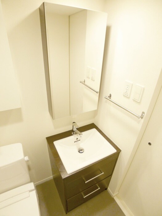 物件内観写真10　(洗面)