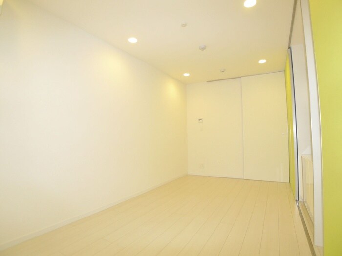 物件内観写真15　(居室)