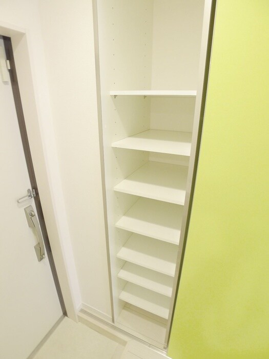 物件内観写真19　(靴箱)