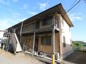 ハイツ東６号外観写真
