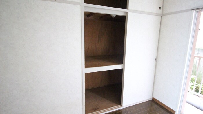 物件内観写真8　(収納)