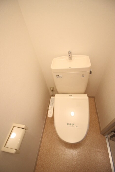 物件内観写真12　(トイレ)