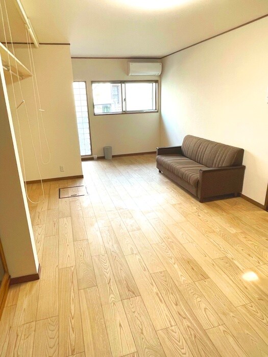 物件内観写真7　(居室)