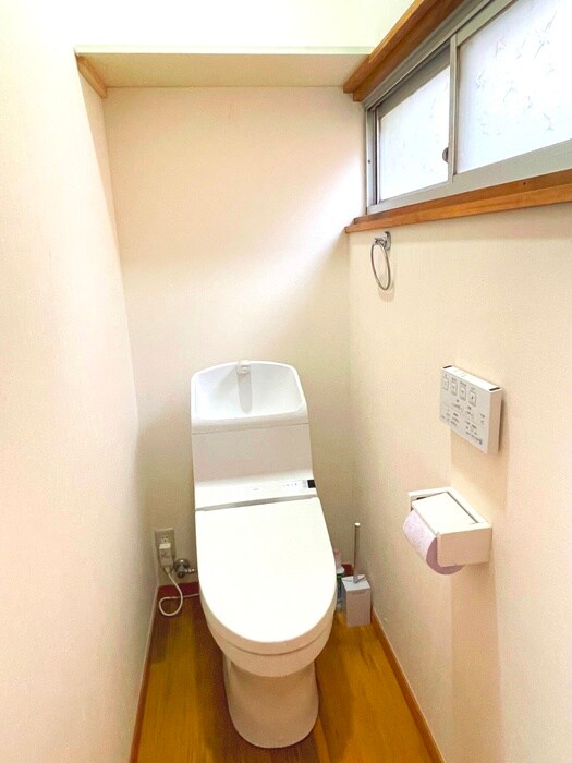 物件内観写真12　(トイレ)