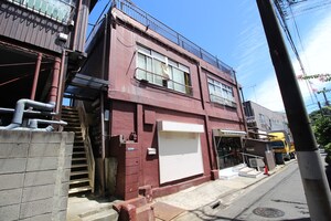 西山第２ビル外観写真