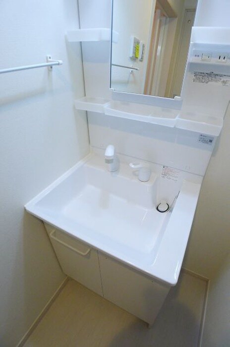 物件内観写真9　(洗面)