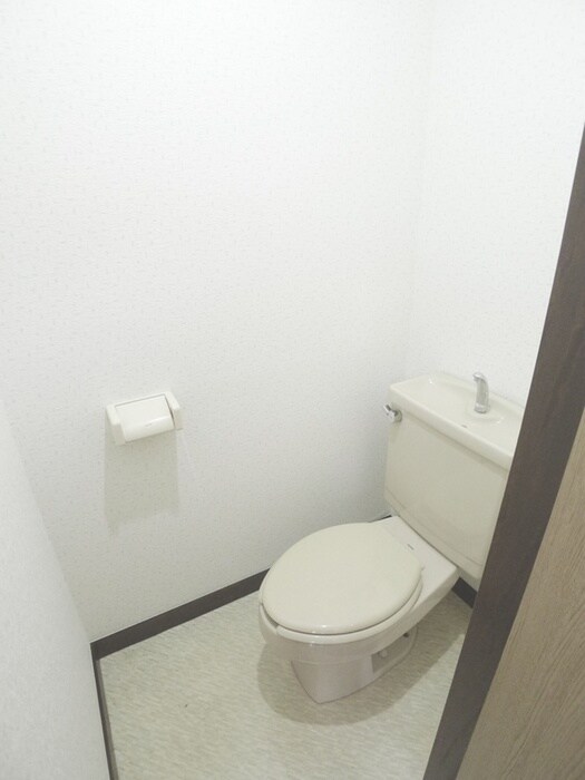 物件内観写真13　(トイレ)