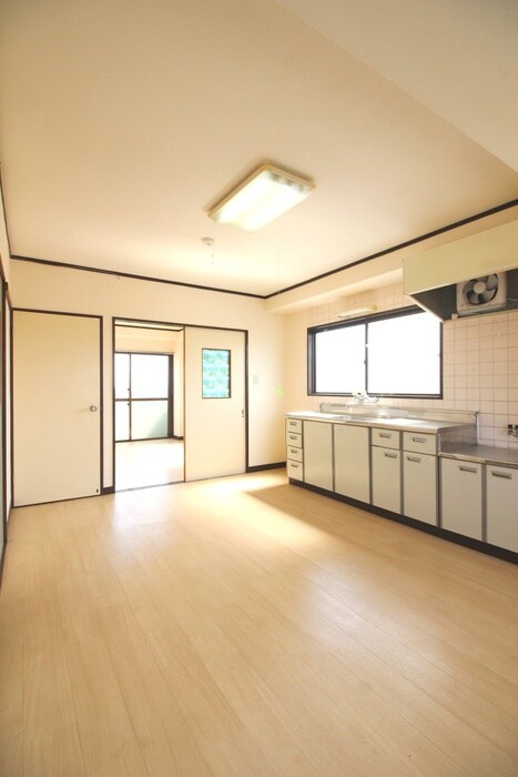 物件内観写真7　(居室)