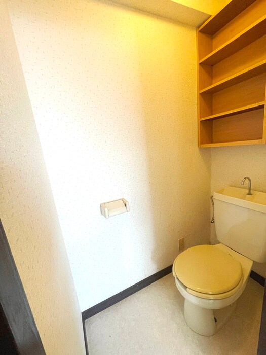 物件内観写真11　(トイレ)