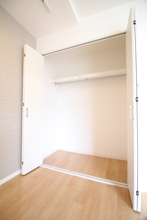物件内観写真15　(収納)