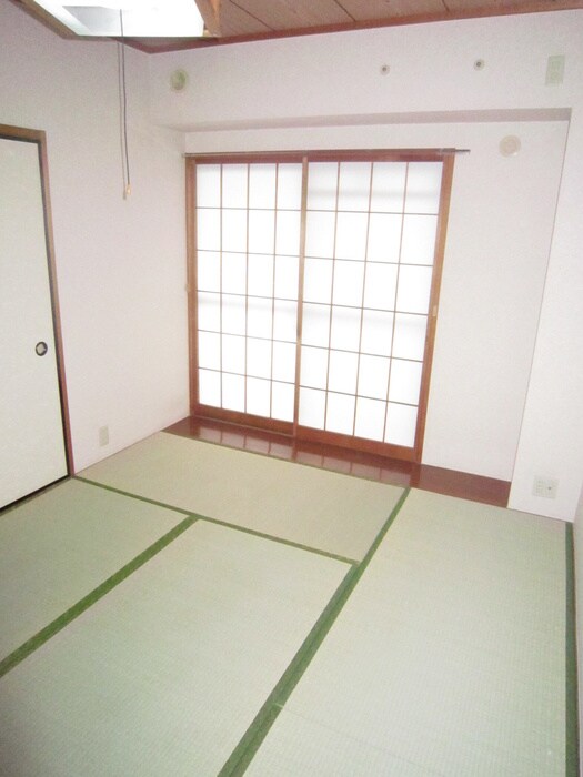 物件内観写真13　(居室)