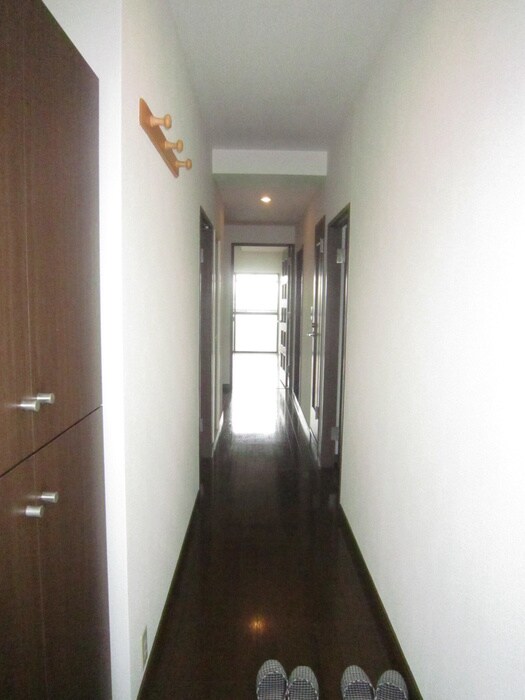 物件内観写真15　(玄関)