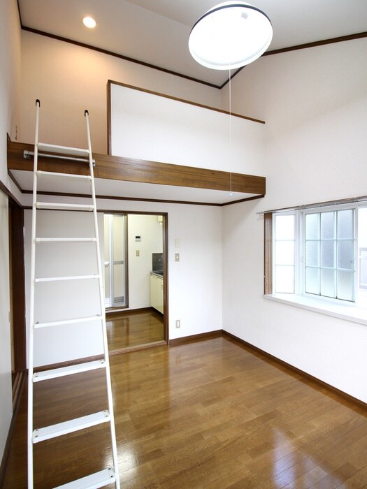 物件内観写真8　(居室)