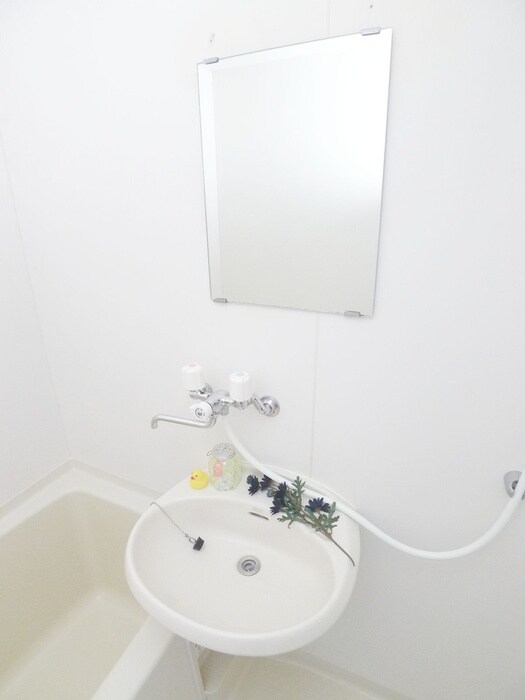 物件内観写真8　(洗面)