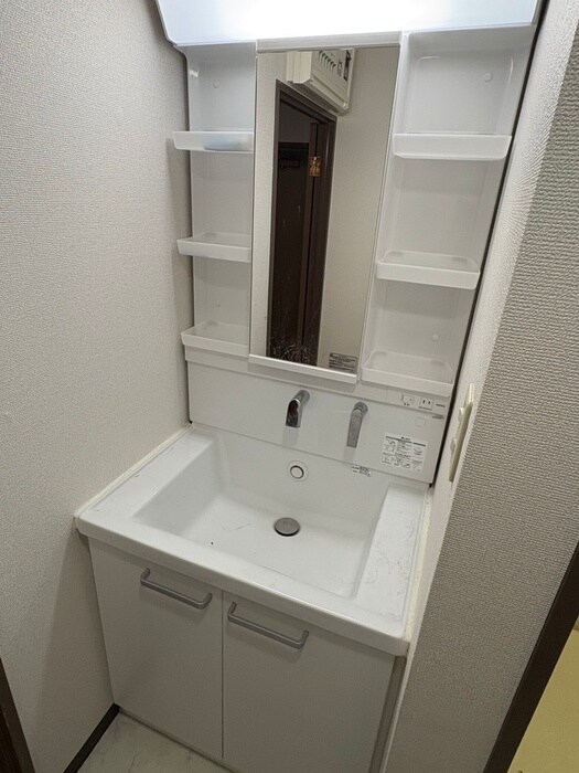 物件内観写真10　(洗面)