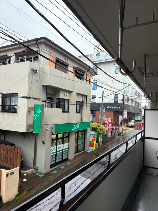 物件内観写真16　(室内からの展望)