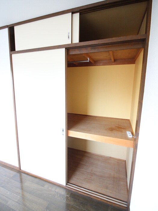 物件内観写真9　(収納)