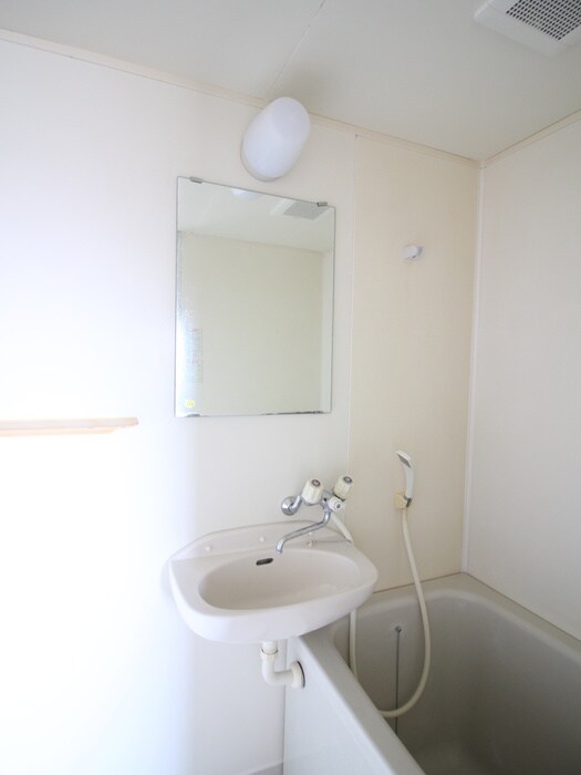 物件内観写真13　(洗面)