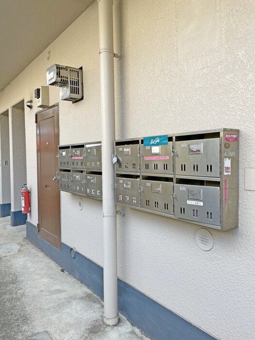 物件外観写真4　(建物設備)