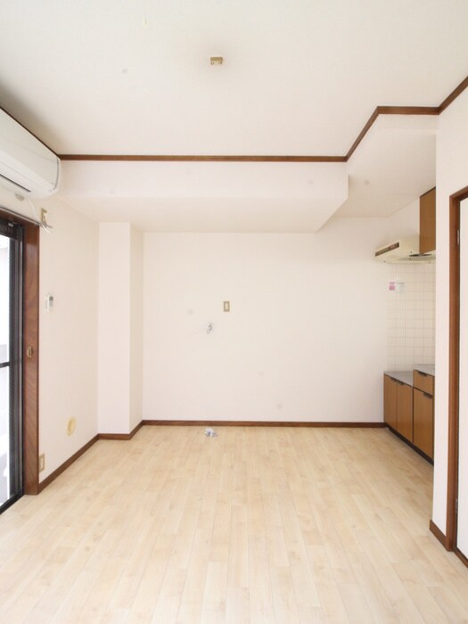 物件内観写真21　(居室)