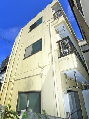 シャイン市川外観写真