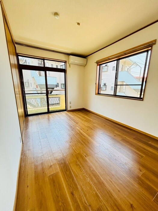 物件内観写真7　(居室)