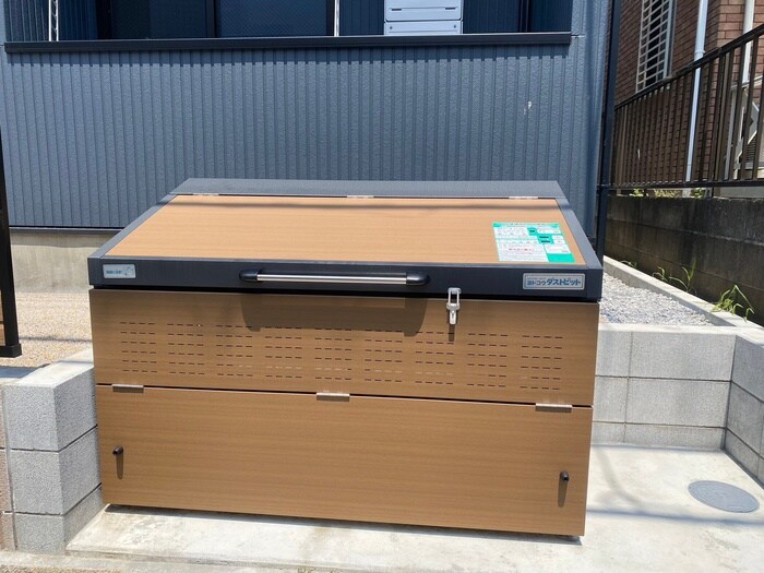 物件外観写真6　(建物設備)