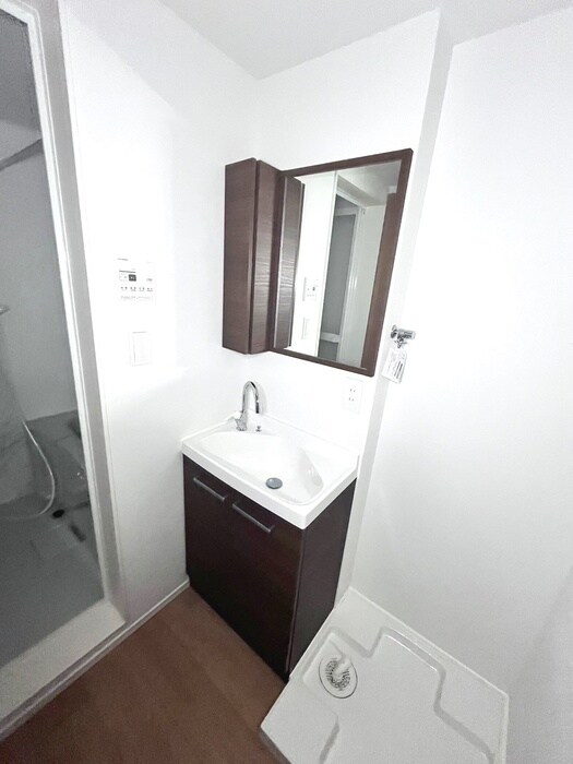 物件内観写真11　(洗面)