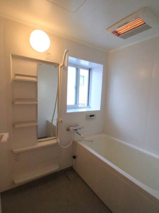 物件内観写真8　(バス／シャワールーム等)