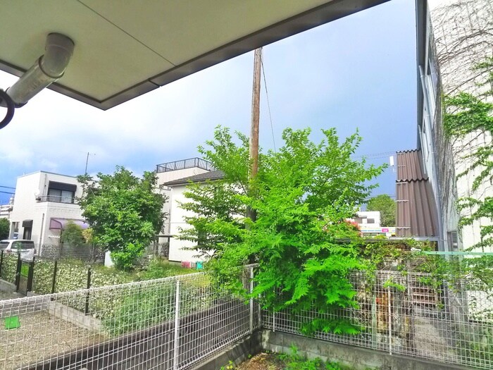 物件内観写真16　(室内からの展望)