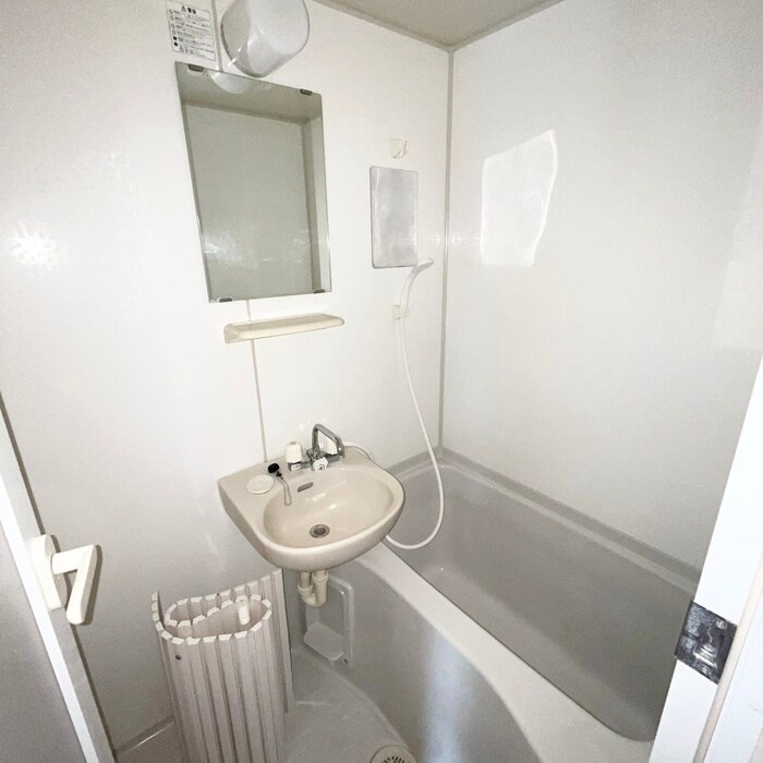 物件内観写真12　(バス／シャワールーム等)