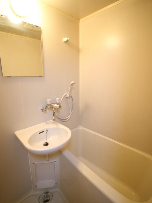 物件内観写真9　(バス／シャワールーム等)