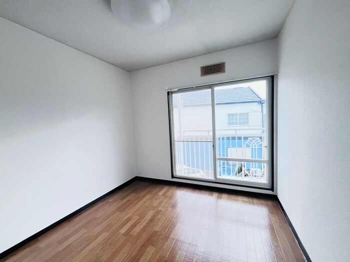 物件内観写真19　(居室)