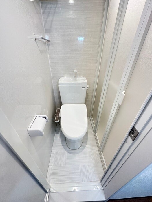 物件内観写真14　(トイレ)