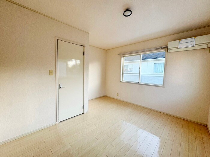 物件内観写真11　(居室)