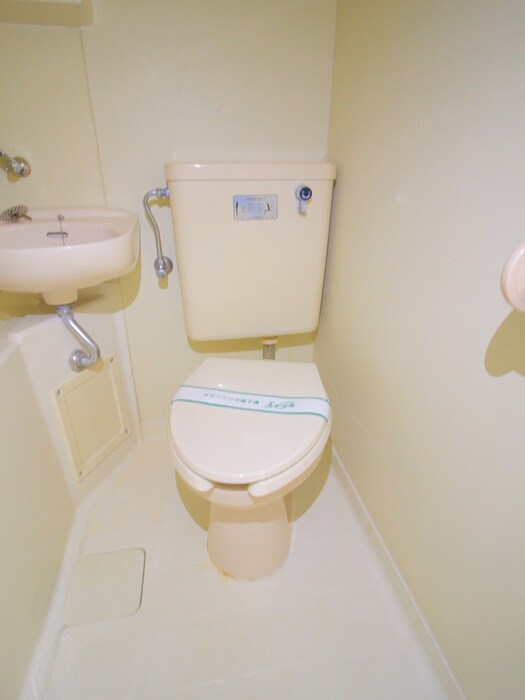 物件内観写真13　(トイレ)