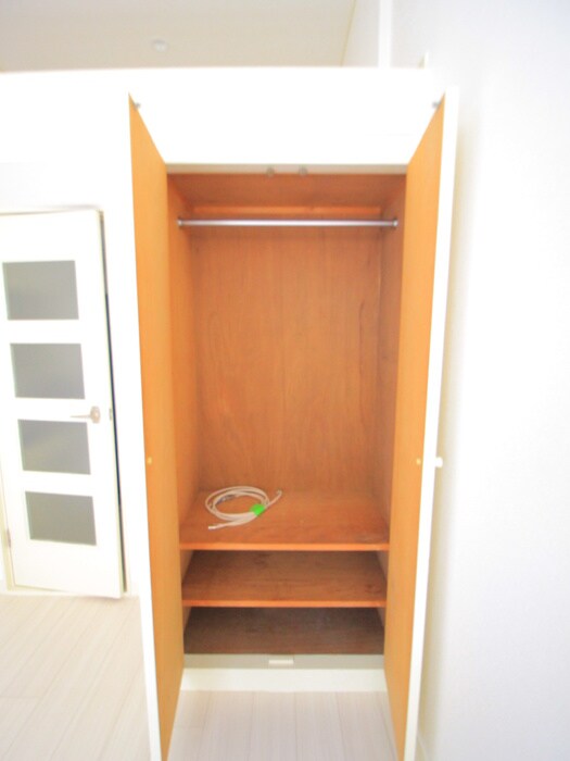 物件内観写真15　(収納)