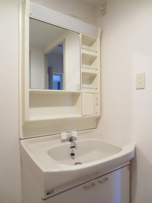 物件内観写真15　(洗面)